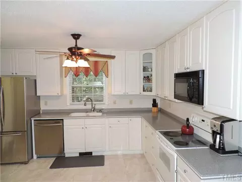 2907 Split Rail Pl, Durham, NC 27712 photo 4