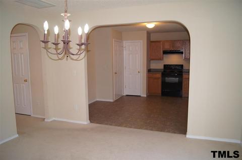 3109 Skybrook Ln, Durham, NC 27703 photo 5