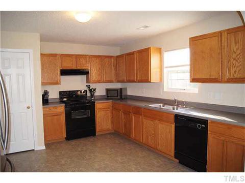 3109 Skybrook Ln, Durham, NC 27703 photo 8