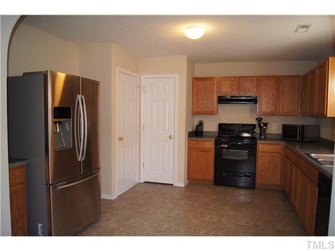 3109 Skybrook Ln, Durham, NC 27703 photo 7