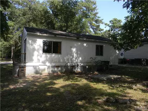 600 E Walnut Ave, Wake Forest, NC 27587 photo 2