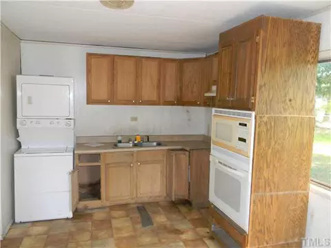 600 E Walnut Ave, Wake Forest, NC 27587 photo 3