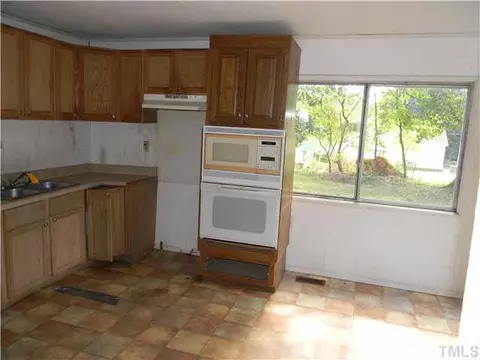 600 E Walnut Ave, Wake Forest, NC 27587 photo 9