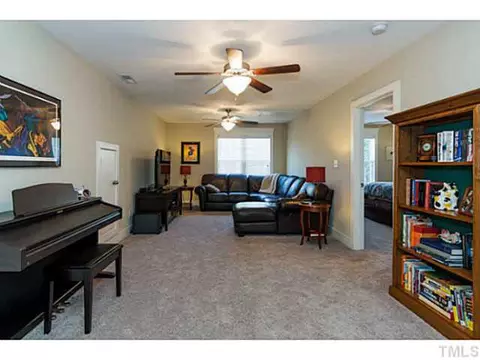 8 Persimmon Ct, Durham, NC 27712 photo 18