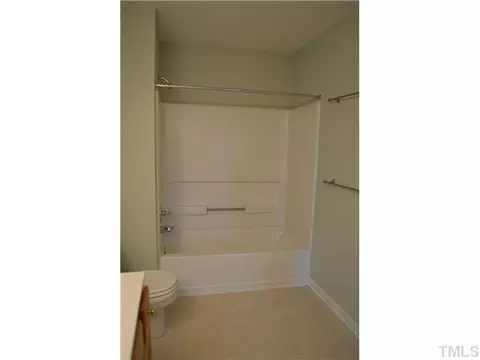 47 Signet Dr, Durham, NC 27704 photo 17