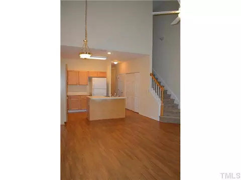 47 Signet Dr, Durham, NC 27704 photo 7