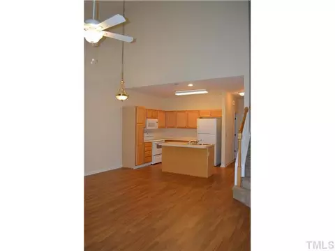 47 Signet Dr, Durham, NC 27704 photo 8