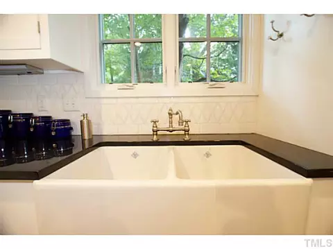 1016 W Trinity Ave, Durham, NC 27701 photo 7