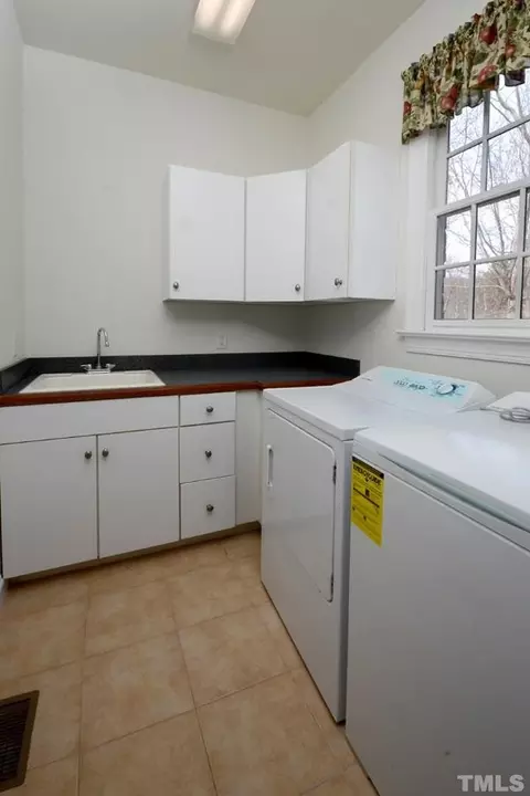 23 Pennington Pl, Durham, NC 27707 photo 20
