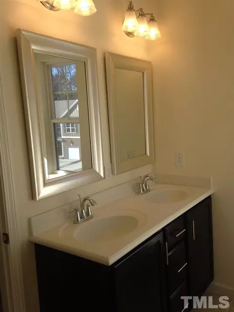 620 Briarcliff St, Apex, NC 27502 photo 8