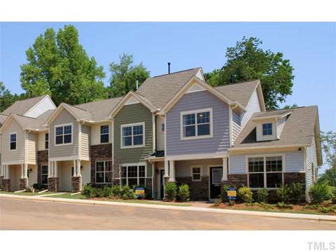 136 Constitution Dr, Durham, NC 27705 photo 2