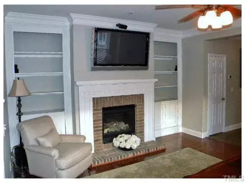 3010 Freeport Dr, Cary, NC 27519 photo 4
