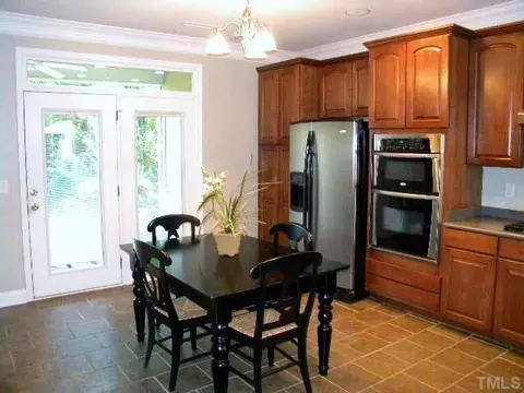 3010 Freeport Dr, Cary, NC 27519 photo 7