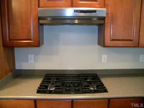 3010 Freeport Dr, Cary, NC 27519 photo 10