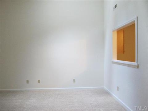 100 Forest Oaks Dr, Durham, NC 27705 photo 7