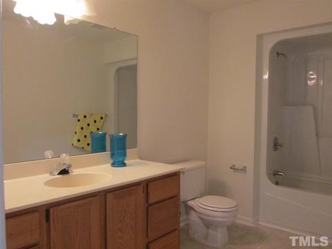 100 Forest Oaks Dr, Durham, NC 27705 photo 12