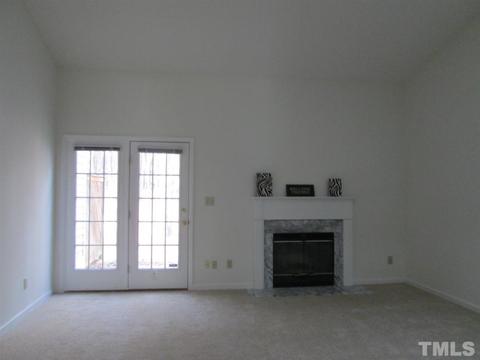100 Forest Oaks Dr, Durham, NC 27705 photo 3