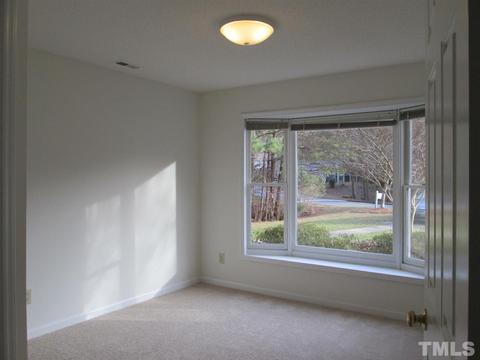 100 Forest Oaks Dr, Durham, NC 27705 photo 8