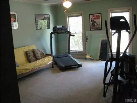 4023 Crown Hill Dr, Durham, NC 27707 photo 8