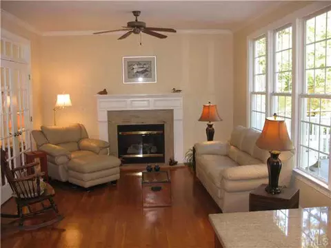 3924 Rustic Mill Dr, Apex, NC 27539 photo 5