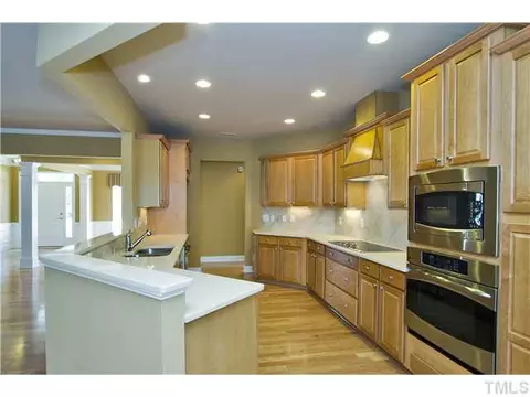 110 Beckingham Loop, Cary, NC 27519 photo 4