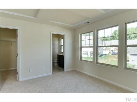 134 Constitution Dr, Durham, NC 27705 photo 7
