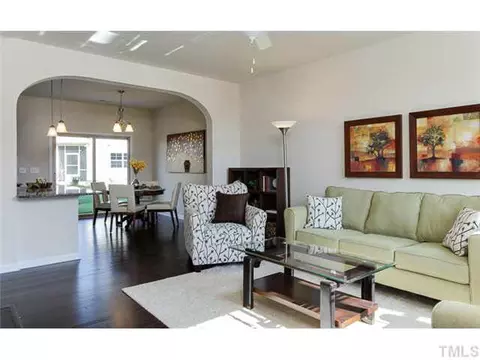 128 Constitution Dr, Durham, NC 27705 photo 2