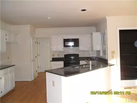106 Juniper Ct, Carrboro, NC 27510 photo 11