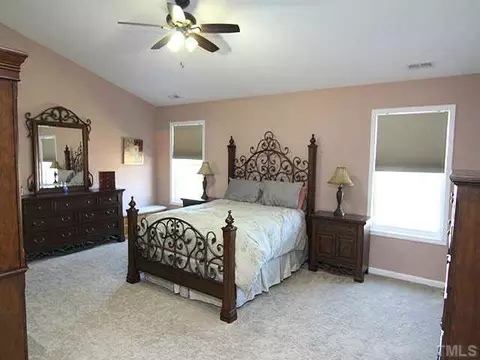 2012 Cedar Grove Dr, Durham, NC 27703 photo 7