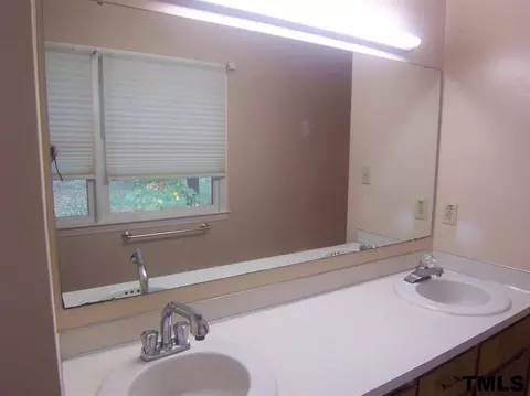 6115 Baird St, Durham, NC 27712 photo 8