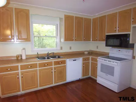 6115 Baird St, Durham, NC 27712 photo 4