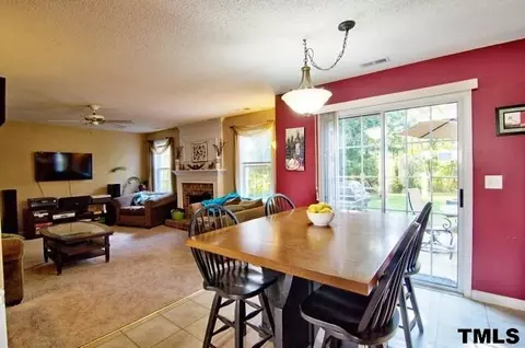 226 Newberry Ln, Durham, NC 27703 photo 9