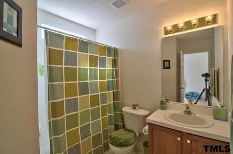 226 Newberry Ln, Durham, NC 27703 photo 20
