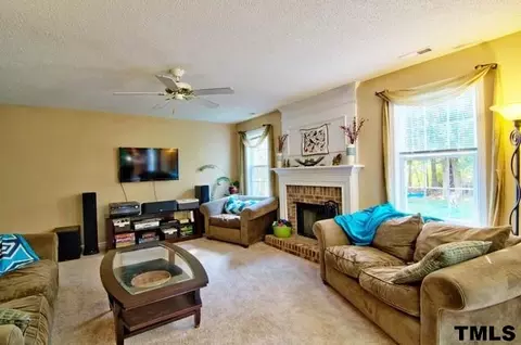 226 Newberry Ln, Durham, NC 27703 photo 10