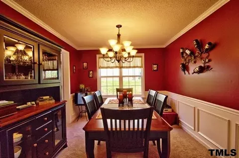 226 Newberry Ln, Durham, NC 27703 photo 3