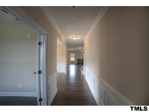 1004 Eagleshire Pl, Raleigh, NC 27610 photo 2