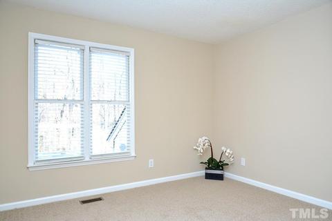 4517 Emmit Dr, Raleigh, NC 27604 photo 14
