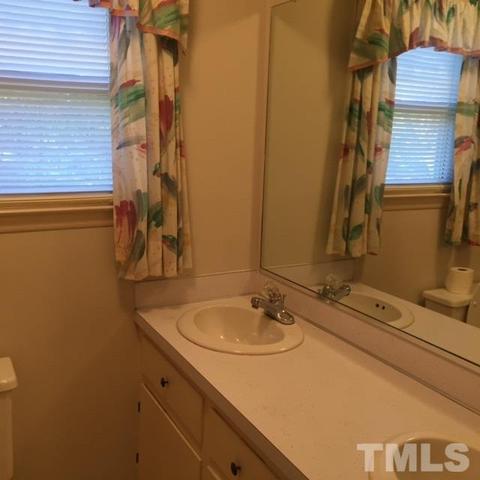 889 Old Durham Rd, Roxboro, NC 27573 photo 10