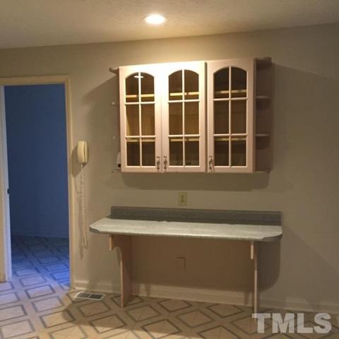 889 Old Durham Rd, Roxboro, NC 27573 photo 8