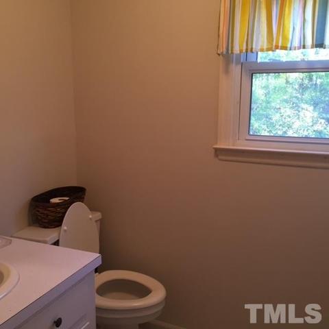 889 Old Durham Rd, Roxboro, NC 27573 photo 17