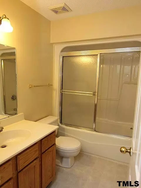 33 Forest Green Dr, Durham, NC 27705 photo 18