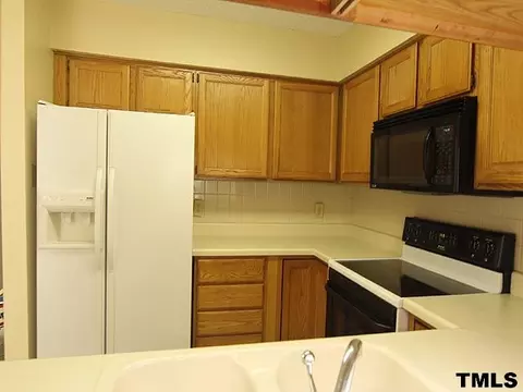 33 Forest Green Dr, Durham, NC 27705 photo 8