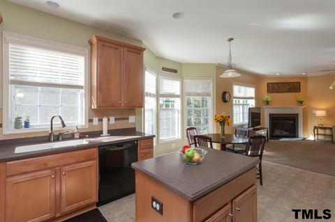 121 Murray Hill Dr, Durham, NC 27712 photo 5