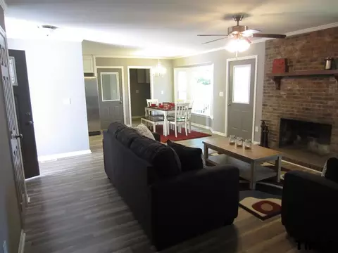 202 Pine View Dr, Erwin, NC 28339 photo 10