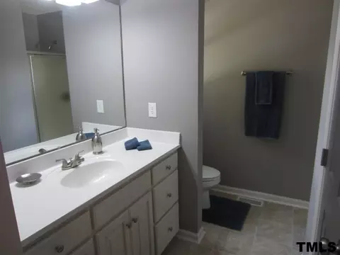 202 Pine View Dr, Erwin, NC 28339 photo 4