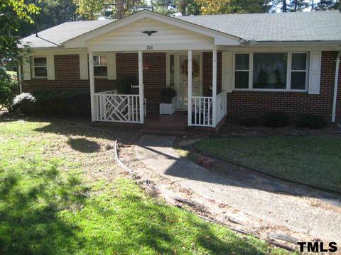 706 Lindley Dr, Durham, NC 27703 photo 1