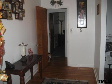 706 Lindley Dr, Durham, NC 27703 photo 5