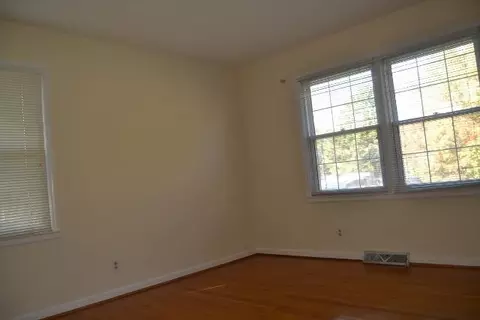 3818 Hamlin Rd, Durham, NC 27704 photo 9