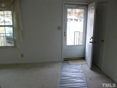 1810 Primrose Pl, Durham, NC 27707 photo 8