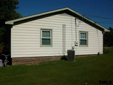 1810 Primrose Pl, Durham, NC 27707 photo 6